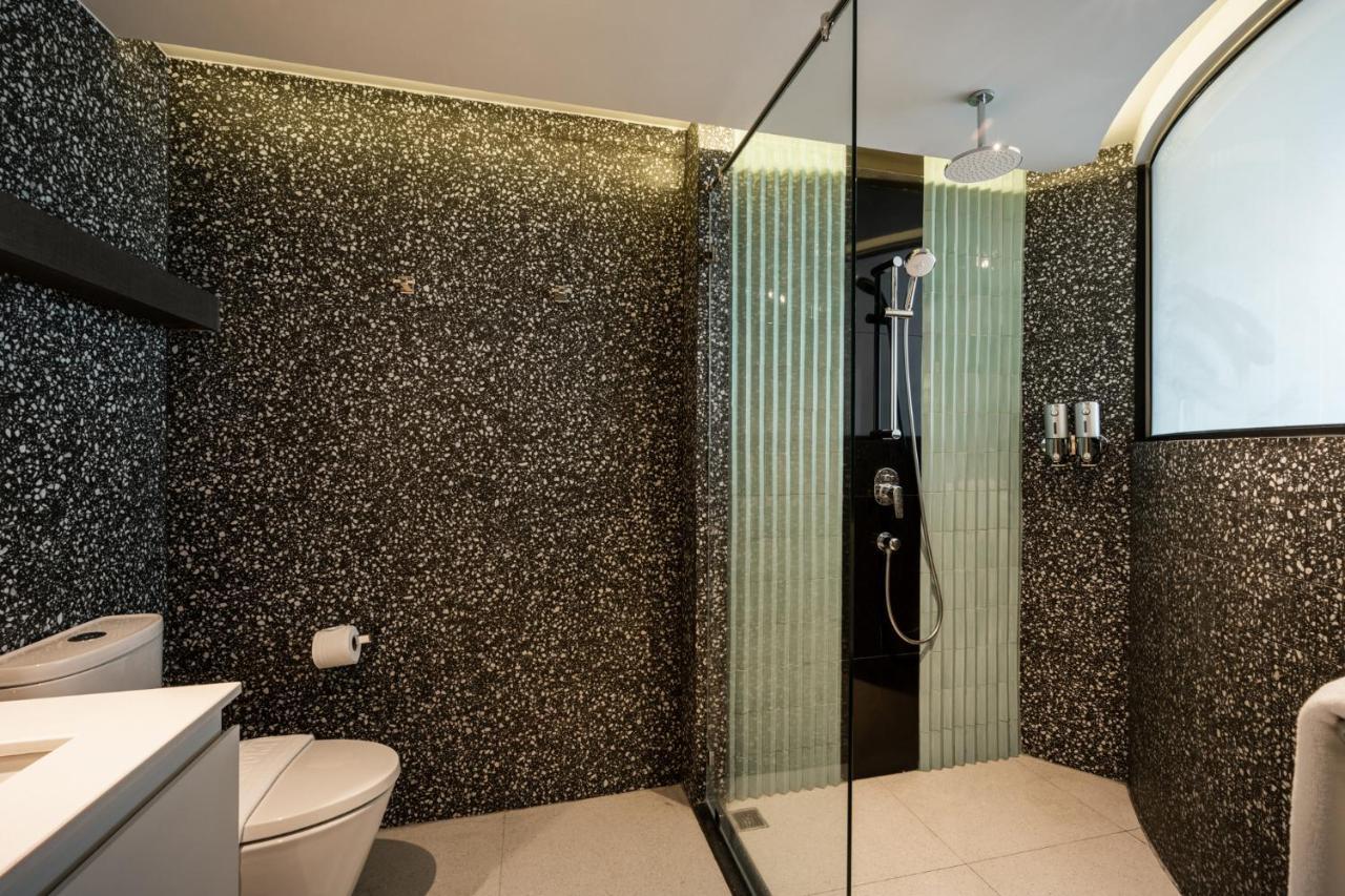 Seekers Finders Rama IV Hotel Surestay Collection By BW Bangkok Exterior photo
