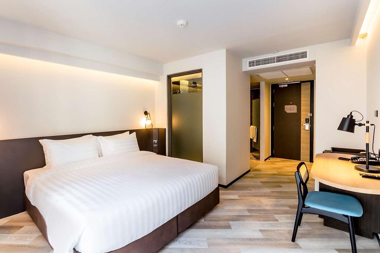 Seekers Finders Rama IV Hotel Surestay Collection By BW Bangkok Exterior photo
